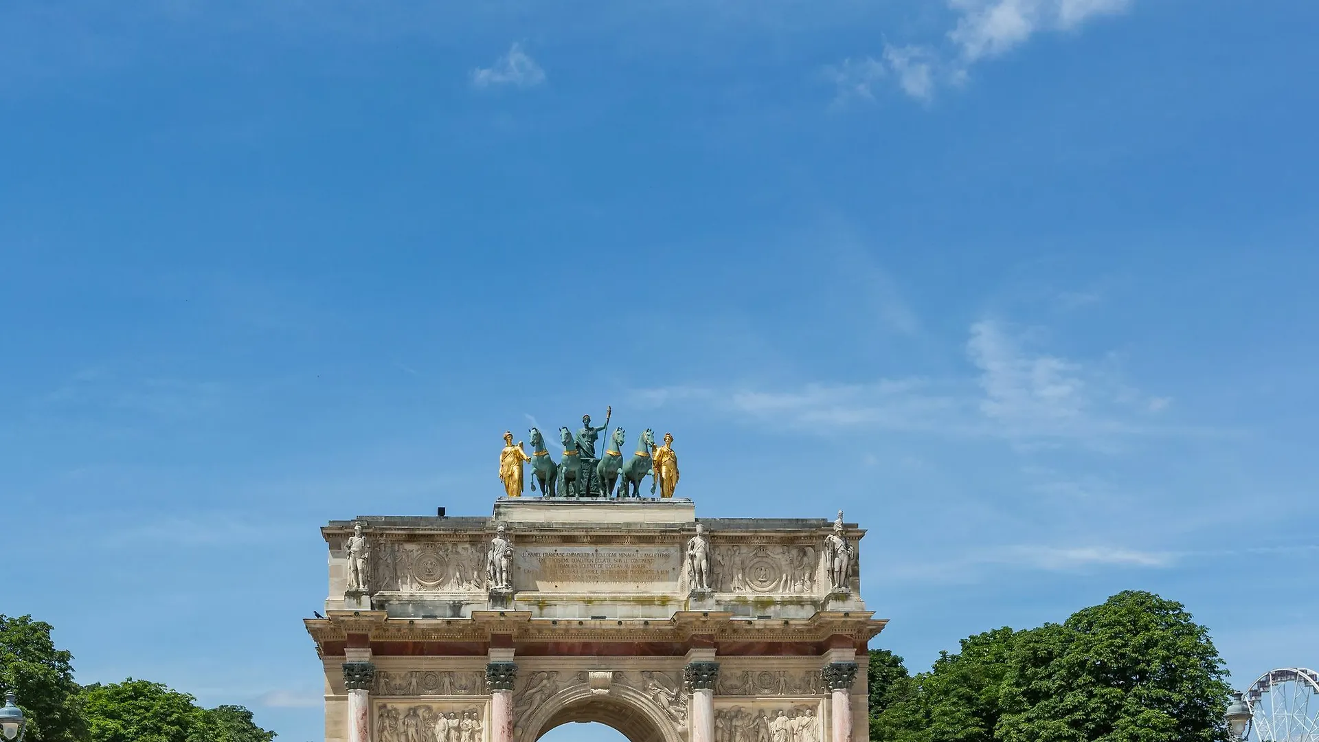 Luxury 3 Bedroom With Ac -louvre Marais Apartment Paris